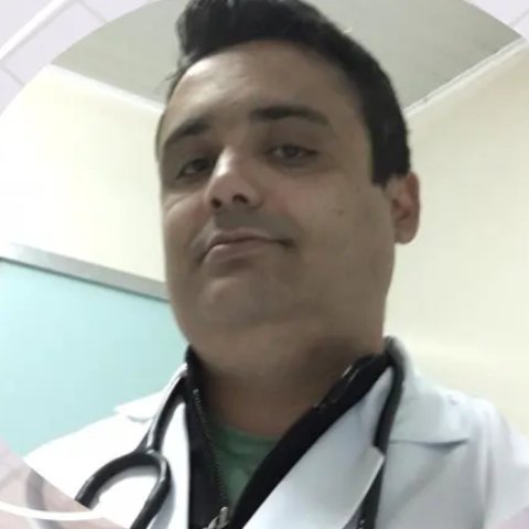 Foto do Dr. Bruno Leonardo